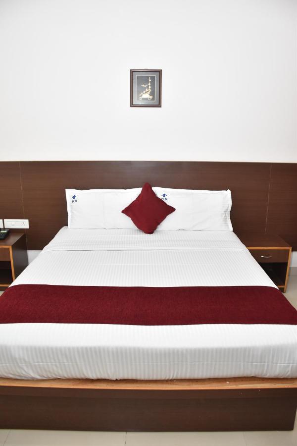 Hotel Pc Residency مَسّور المظهر الخارجي الصورة