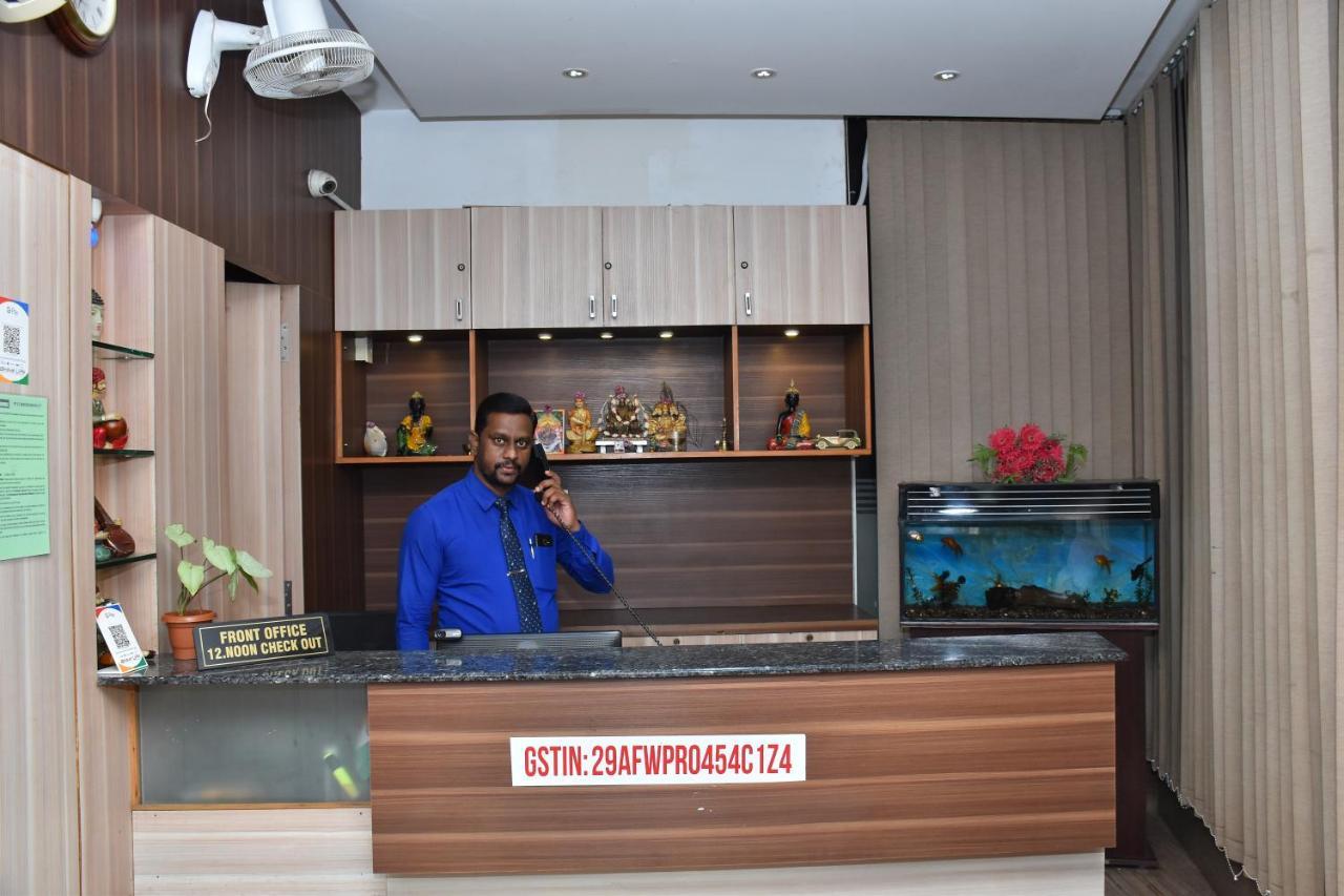 Hotel Pc Residency مَسّور المظهر الخارجي الصورة