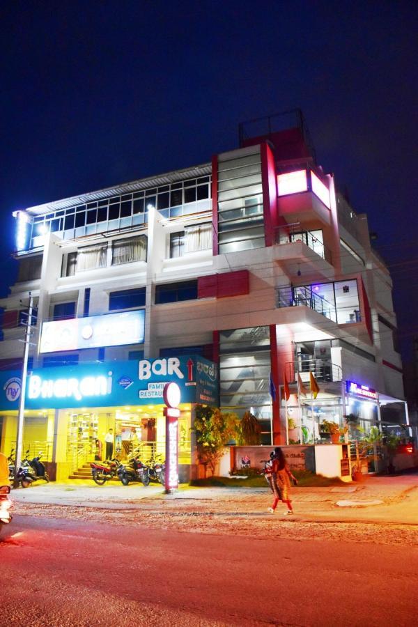 Hotel Pc Residency مَسّور المظهر الخارجي الصورة