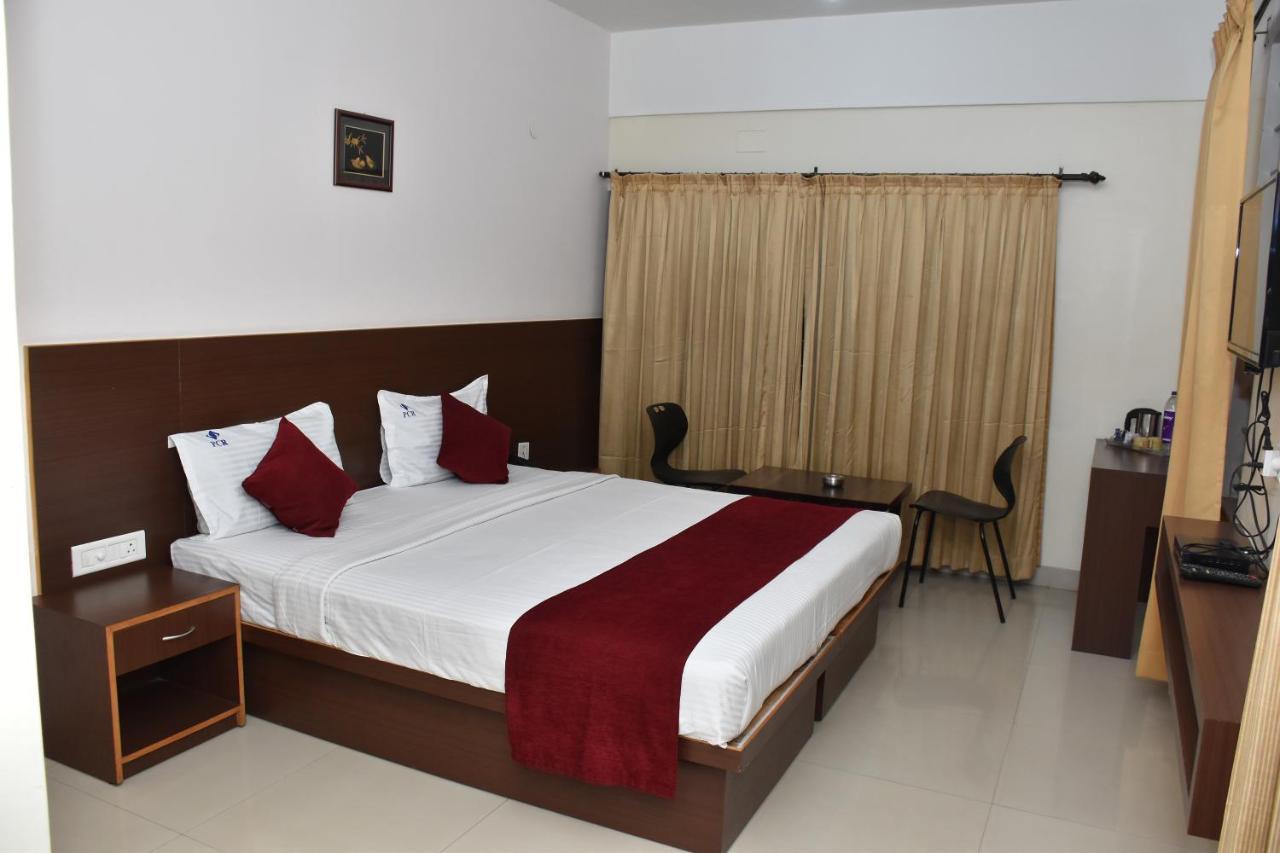 Hotel Pc Residency مَسّور المظهر الخارجي الصورة